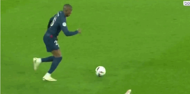 法甲赛报：姆巴佩缺席 拉莫斯+穆瓦尼进球 巴黎3-1逆转里尔